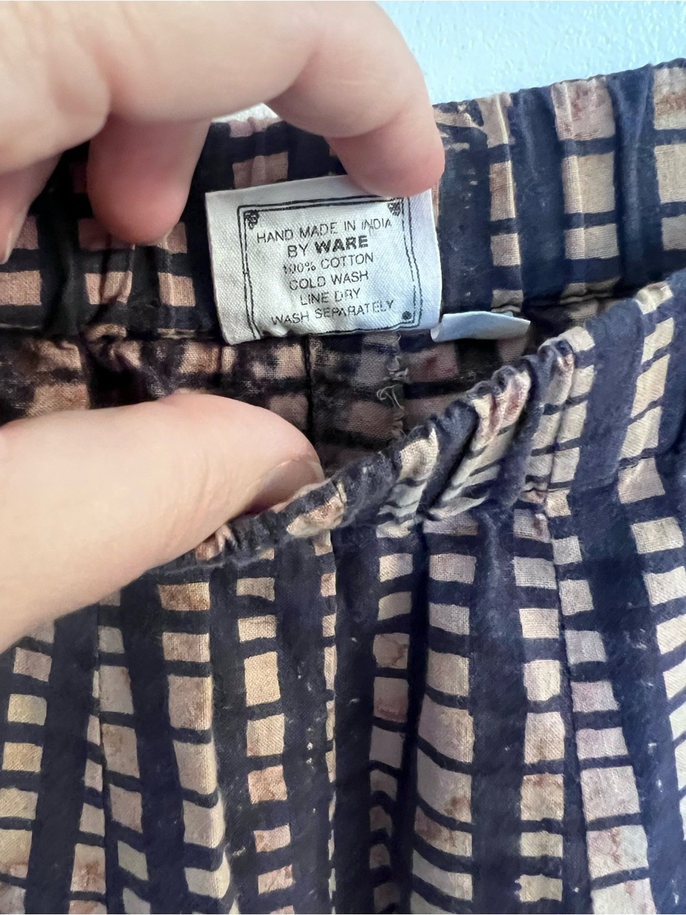 Patterned Barrel- Leg Pants in Navy & Dusty Pink, unique! - Picture 6 of 8